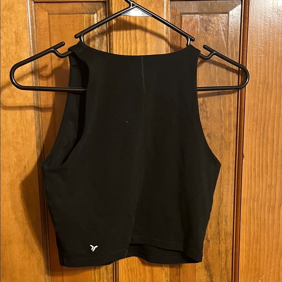 Old Navy Black Sleeveless Crop Top - Picture 3 of 5
